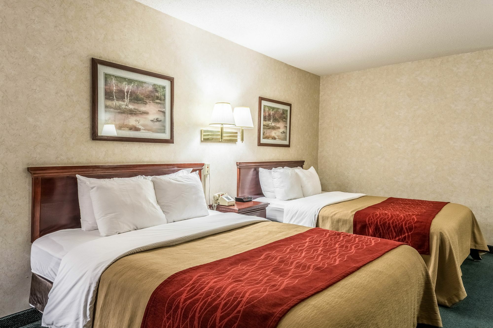 Quality Inn & Suites Mountain Home North Exterior photo